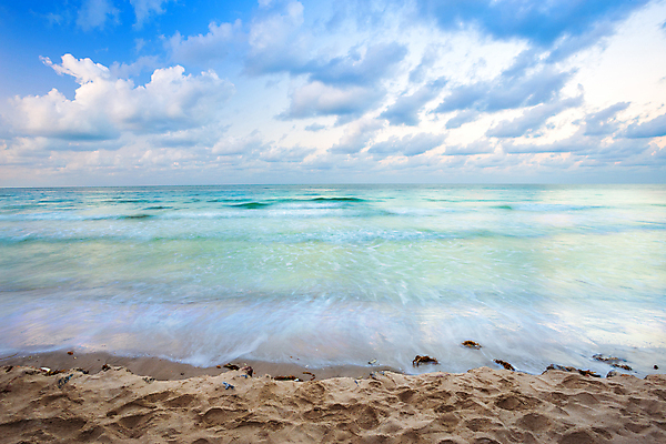 포토 JPG 해외이미지 계절 모래 파도 바다 여행 백그라운드 오렌지 자연 하늘 아침 휴가 파노라마 사람없음 야외 빨간색 물 파란색 빛 햇빛 태양 뷰티 반사 노란색 일출 맑음 황혼 일몰 새벽 서핑 황금 저녁 장면 넘어짐 수평선 해외포토 주간 자연요소 컬러 과일 모션 날씨 촬영기법 노을 수상스포츠 야간 생태계 파일형식 이미지허브