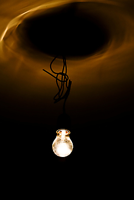 포토 JPG 해외이미지 디자인 실루엣 오렌지 일러스트 비즈니스 전구 상상 유리 아이디어 나선형 미술 사람없음 빛 반사 노란색 검은색 어둠 힘 장비 에너지 흰색 램프 뜨거움 심볼 만들기 철사 빛망울 고립 광 발명 해외일러스트 컬러 컨셉 무늬 과일 모션 재질 문화예술 조명 촬영기법 파일형식 이미지허브