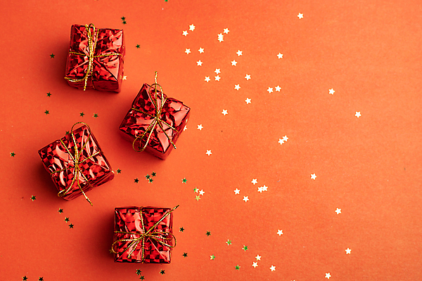 포토 JPG 해외이미지 전통 디자인 계절 기념일 행복 리본 종이 백그라운드 크리스마스 포장 휴가 새로움 기념 직장 발렌타인데이 선물 사람없음 장식 빨간색 세트 상자 우주 축제 놀람 덮개 흰색 축하 인사 생일 정상 12월 연도 활 주기 패키지 실뭉치 고립 구성 스타일 많음 카피스페이스 해외포토 감정 컬러 컨셉 회사 모션 데이이벤트 표정 이벤트 공백 뚜껑 예절 날짜 파일형식 이미지허브