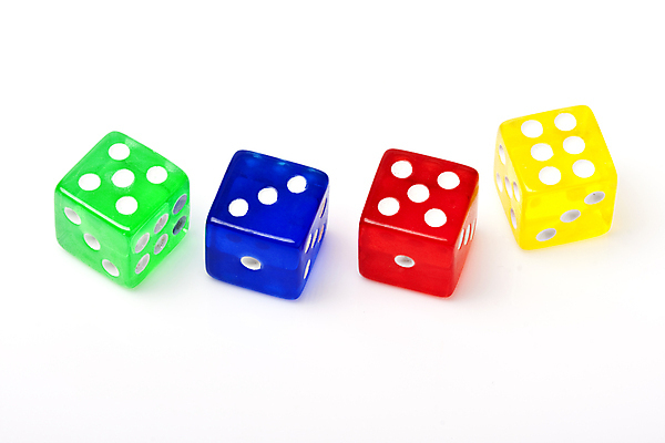 포토 JPG 해외이미지 포즈 백그라운드 놀이 성공 레저 아이디어 사람없음 빨간색 초록색 파란색 노란색 점 투명 행운 그룹 도박 위험 큐브 주사위 기회 해외포토 컬러 컨셉 파일형식 이미지허브