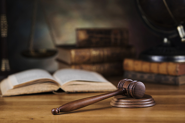 포토 JPG 해외이미지 실내 사람없음 아웃포커스 책 오브젝트 법 의사봉 해외포토 촬영기법 내부 파일형식 이미지허브