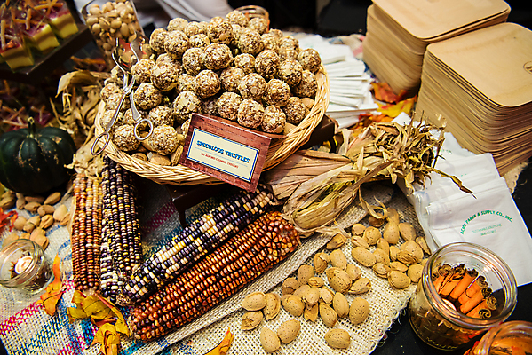 포토 JPG 해외이미지 식물 음식 잎 밭 농업 채소 자연 하늘 멕시코 건조 건강 옥수수 사람없음 야외 빨간색 여름 농작물 컬러풀 농장 갈색 노란색 보라색 검은색 미국 수확 성장 가을 시골 신선 원주민 달콤 낟알 시리얼 유기농 생태계 내추럴 밭일 생태학 숙성 오리지널 해외포토 웰빙 계절 교육 산업 컬러 북아메리카 곡류 아프리카인 맛 파일형식 이미지허브