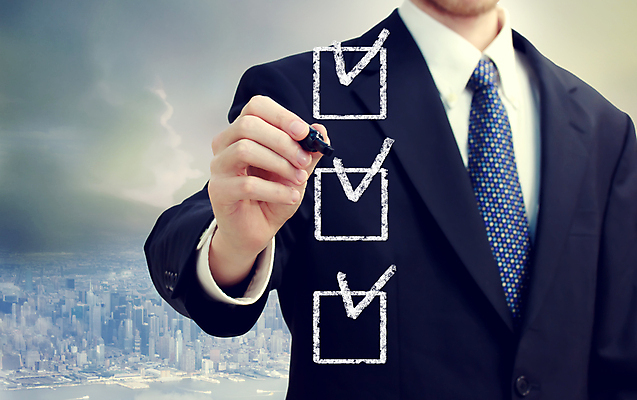 포토 JPG 해외이미지 손 남자 컨셉 일러스트 비즈니스 표시 하늘 성공 아이디어 한명 사람 정장 펜 스크린 흰색 기록 비즈니스맨 그리기 선택 계획 스케치 그림 분필 체크리스트 필기체 목차 해외포토 문자 1 옷 컬러 모션 미술 신체부위 필기구 직장인 초크 파일형식 이미지허브