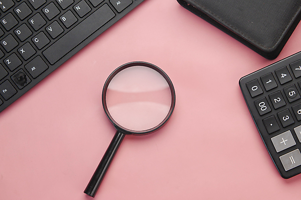 포토 JPG 해외이미지 교육 분홍색 과학 사람없음 독서 계산기 정보 키보드 오픈 확대 도서관 검색 싱글 문학 페이지 발견 해외포토 컬러 문구용품 장비 파일형식 이미지허브