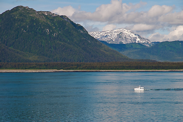 포토 JPG 해외이미지 구름 공원 바다 여행 자연 하늘 휴가 휴식 산 항해 풍경 사람없음 초록색 물 여름 파란색 평화 흰색 만 보트 비교 작음 크루즈 눈금 알래스카 웅장함 해외포토 자연요소 계절 공공시설 컬러 컨셉 배_교통 미국 크기 생태계 파일형식 이미지허브
