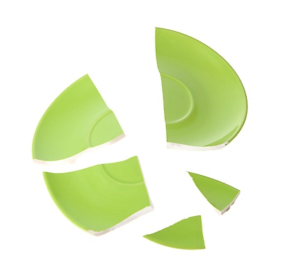 포토 JPG 해외이미지 스튜디오촬영 식기 접시 추상 사람없음 초록색 한개 손상 흰색 기구 도자기 원형 균열 위험 흰배경 날카로움 고립 깨짐 백자 해외포토 도형 1 컬러 백그라운드 컨셉 무늬 모션 실내 파일형식 이미지허브