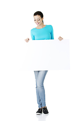 포토 JPG 해외이미지 백인 배너 응시 행복 포스터 얼굴 백그라운드 비즈니스 간판 광고판 한명 미소 성인 뷰티 우주 공백 전시 방 흰색 잡기 신용카드 발표 메시지 사인 긍정 지역 보여주기 경영 고립 마케팅 카피스페이스 해외포토 서양인 1 시선 감정 컬러 컨셉 모션 알림판 표정 사람 신체부위 금융 판 파일형식 이미지허브