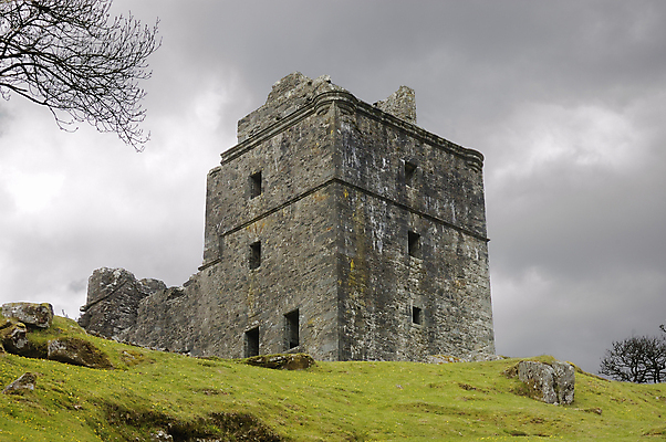 포토 JPG 해외이미지 주택 사람없음 성 중세 역사 언덕 폐허 전략 흐림 옛날 스코틀랜드 해외포토 건축물 날씨 영국 건물 파일형식 이미지허브