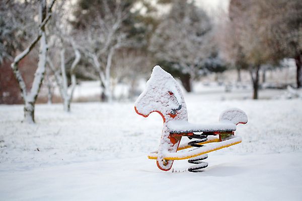 포토 JPG 해외이미지 계절 공원 어린이 겨울 놀이 사람없음 야외 장비 추위 호주 놀이터 해외포토 공공시설 사람 오세아니아 파일형식 이미지허브