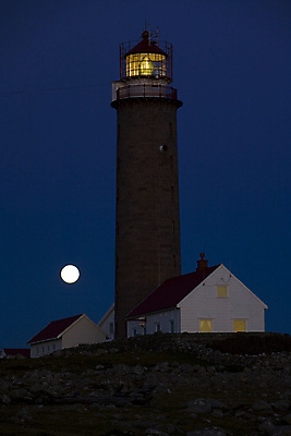 포토 JPG 해외이미지 1 외관 유럽 여행 지도 건축양식 전등 등대 북유럽 노르웨이 사람없음 야외 건물 빛 어둠 달 세계여행 야간 저녁 신호등 심볼 보안 네비게이션 스칸디나비아 오리엔테이션 비콘스 해외포토 자연요소 건축물 건축 나라 조명 안전 세계 파일형식 이미지허브