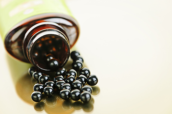 포토 JPG 해외이미지 전통 라이프스타일 웰빙 건강 동양인 사람없음 치료 빛 알약 약 검은색 중국 닫기 약초 허브 유기농 쏟아짐 동쪽 테라피 흘림 조제 마약 치료제 많음 특허 해외포토 식물 아시아 컬러 컨셉 의학 모션 인종 생활 뷰티 풀_식물 방향 만들기 파일형식 이미지허브