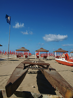 포토 JPG 해외이미지 모래 휴가 휴식 따뜻함 사람없음 여름 태양 수영 목욕 이탈리아 뜨거움 스페인 지중해 그리스 칠면조 떠남 토스카나 솔깃 해외포토 자연요소 계절 유럽 바다 컨셉 모션 조류 청결 수상스포츠 파일형식 이미지허브