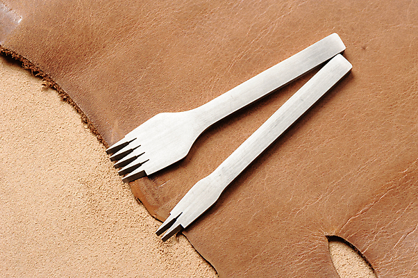 포토 JPG 해외이미지 사람없음 도구 가죽 오브젝트 수공예 DIY 가죽공예 해외포토 취미 공예 파일형식 이미지허브