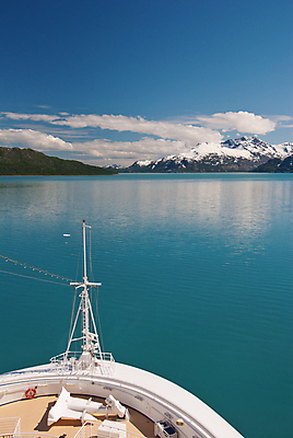 포토 JPG 해외이미지 구름 공원 바다 여행 자연 하늘 휴가 휴식 산 항해 사람 풍경 사람없음 물 여름 파란색 방 추위 흰색 만 큼 크루즈 갑판 활 빙하 알래스카 돛대 웅장함 전국 눈내림 해외포토 자연요소 계절 공공시설 컬러 컨셉 배_교통 눈_날씨 미국 크기 생태계 파일형식 이미지허브
