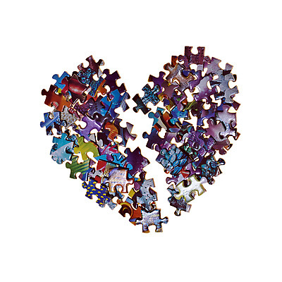 포토 JPG 해외이미지 조각 놀이 휴식 사랑 취미 사람없음 장난감 게임 하트 퍼즐 연결 그림 해결 일시정지 고립 깨짐 해외포토 모양 감정 컨셉 파일형식 이미지허브