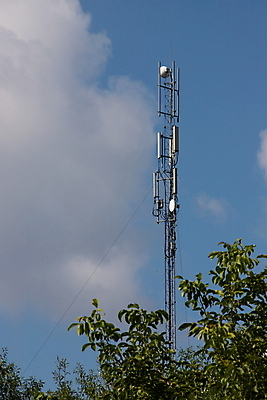 포토 JPG 해외이미지 접시 유럽 산업 파도 백그라운드 인터넷 비즈니스 건축양식 통신 하늘 아침 모바일 산 세포 안테나 노르웨이 사람없음 야외 건물 빨간색 파란색 스마트폰 글로벌 탑 금속 텔레비전 자료 장비 인공위성 정보 시골 그물 네트워크 중앙 역 연결 큼 무선전화기 전화기 스위스 언덕 수화기 라디오 신호 방송 전염 부름 공학 돛대 전송 송신기 채널 철강 셀룰러 4G 산맥 해외포토 주간 식기 건축물 교육 건축 나라 바다 컬러 교통시설 모션 재질 IT 전자제품 핸드폰 스마트기기 질병 크기 감염 파일형식 이미지허브