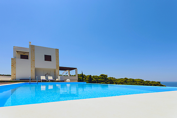 포토 JPG 해외이미지 외관 섬 자연 하늘 휴가 전등 주택 파노라마 사람없음 장식 물 여름 맑음 고급 빌라 휴양지 선베드 특별함 해외포토 자연요소 계절 컨셉 의자 날씨 조명 촬영기법 건물 장소 생태계 파일형식 이미지허브