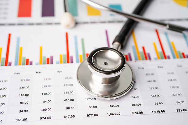 포토 JPG 해외이미지 종이 컨셉 회사 비즈니스 청진기 통계 성공 그래프 사람없음 금융 경제 사무실 펜 건강관리 자료 계산기 정보 성장 업무 시장 주식 분석 보고서 문서 투자 상업 이익 회계 보험 경영 마케팅 수입 정책 회계사 해외포토 직업 의료기기 문구용품 건강 관리 필기구 장비 작업 파일형식 이미지허브