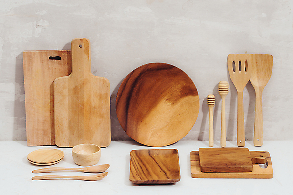 포토 JPG 해외이미지 실내 사람없음 뒤집개 나무그릇 나무도마 나무쟁반 나무접시 나무주걱 허니디퍼 해외포토 그릇 접시 주방용품 도마 쟁반 내부 목재 도구 주걱 파일형식 이미지허브