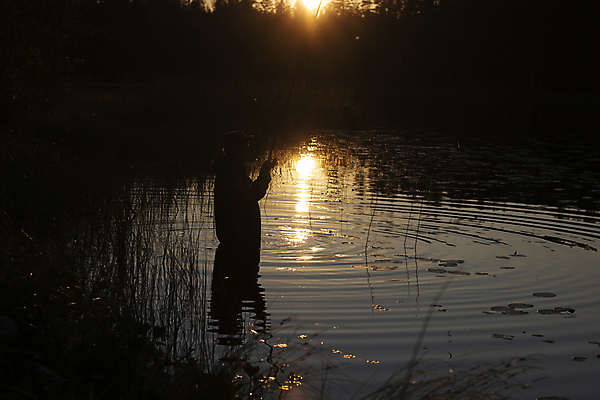 포토 JPG 해외이미지 1 라이프스타일 실루엣 산업 호수 스포츠 바다 포즈 오렌지 자연 하늘 낚시 부츠 그림자 어류 한명 사람 이벤트 야외 물 빛 강 태양 일출 검은색 어둠 황혼 일몰 물방울 잡기 시간 그물 가장자리 우아함 매끈함 야간 낚시꾼 망사 스카이라인 빛망울 헹가래 스타일 해외포토 자연요소 컬러 신발 컨셉 과일 모션 레저 촬영기법 생활 노을 수중동물 축하 직물 감각 둘레 생태계 파일형식 이미지허브