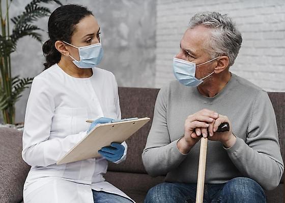 포토 JPG 해외이미지 직업 학생 손 디자인 남자 백그라운드 컨셉 유니폼 청진기 노동자 건강 병원 손바닥 서기 미소 사람 사람없음 치료 약 고통 환자 간호사 의사 흰색 도움 발표 질병 약국 쇼 보여주기 외과 고립 돌봄 바이오 해외포토 옷 감정 컬러 의학 의료기기 모션 표정 신체부위 의료진 파일형식 이미지허브