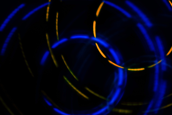 포토 JPG 해외이미지 디자인 선 파도 백그라운드 이동 컨셉 무지개 패턴 곡선 모션 벽지 추상 미술 사람없음 아웃포커스 그래픽 장식 파란색 빛 컬러풀 우주 디지털 검은색 어둠 힘 산책로 흐름 시간 고속도로 매끈함 야간 저녁 소프트포커스 속도 질감 웨이브 역동적 부드러움 장노출 섬유 블러 효과 해외포토 자연요소 도로 길 바다 컬러 무늬 문화예술 촬영기법 직물 감각 파일형식 이미지허브