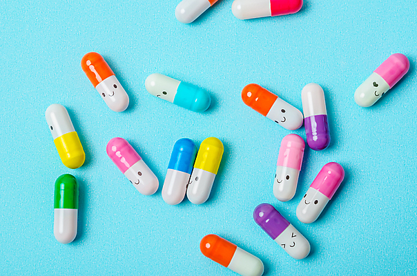 포토 JPG 해외이미지 의학 실내 사람없음 알약 약 파란배경 해외포토 백그라운드 내부 파란색 파일형식 이미지허브