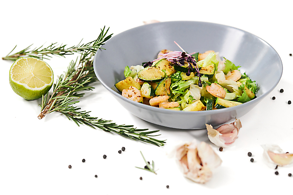 포토 JPG 해외이미지 접시 음식 백그라운드 다이어트 채소 재료 새우 파슬리 건강 마늘 요리 사람없음 장식 식당 저녁식사 샐러드 신선 맛 먹기 허브 해산물 라임 로즈메리 아보카도 루꼴라 주키니 해외포토 식물 식기 컨셉 과일 모션 갑각류 상점 식사 파일형식 이미지허브