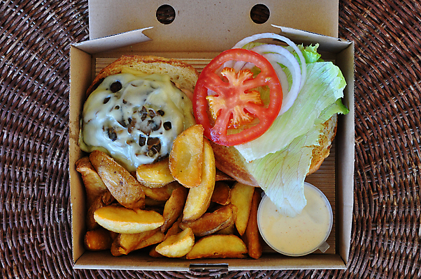 포토 JPG 해외이미지 음식 백그라운드 토마토 채소 포장 양파 치즈 감자 패스트푸드 육류 요리 사람없음 상자 식사 저녁식사 버섯 소고기 튀김 감자튀김 햄버거 오픈 맛 그릴 정크푸드 정상 상추 테이크아웃 판지 번 치즈버거 맛있는 해외포토 빵 컨셉 식재료 주방용품 유제품 인스턴트 파일형식 이미지허브