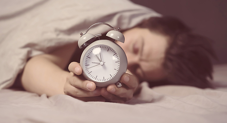 포토 JPG 해외이미지 손 시계 백그라운드 베개 아침 휴식 설계 스트레스 주택 실내 피곤 한명 사람 소년 우주 침실 시험 수확 종 흰색 침대 시간 잠 야간 손목시계 뇌 복고 공포 업무과다 거짓말 경보 마감 분 블러 옛날 조언 초시계 취침시간 카운트다운 해외포토 주간 자연요소 1 교육 남자 어린이 컬러 가구 컨셉 농업 장신구 침구 내부 건물 신체부위 업무 파일형식 이미지허브