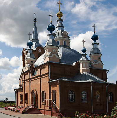 포토 JPG 해외이미지 전통 기독교 종교 십자가 건축양식 하늘 지붕 유물 사람없음 건물 여름 파란색 햇빛 성당 교회 탑 사찰 황금 숭배 신앙심 해외포토 건축물 계절 건축 컬러 종교건축 태양 파일형식 이미지허브