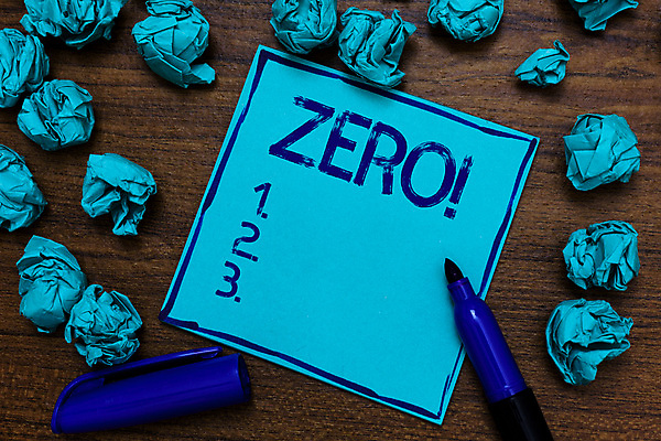 포토 JPG 해외이미지 영어 종이 실내 사람없음 파란색 컴퓨터용사인펜 리스트 종이뭉치 나무배경 해외포토 문자 컬러 백그라운드 내부 사인펜 뭉치 파일형식 이미지허브