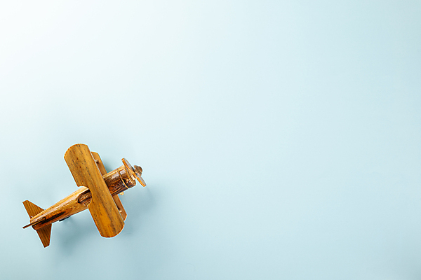 포토 JPG 해외이미지 모델 어린이 여행 백그라운드 날개 교통시설 탁자 휴가 비행기 창조 선물 사람없음 목재 파란색 장난감 칠판 수확 흰색 시골 신용카드 정상 작음 오브젝트 복고 주말 제트기 승객 천국 솜털 고립 다음 대패 옛날 해외포토 나무 컬러 가구 교통 농업 재료 항공교통 대중교통 사람 금융 크기 시설 파일형식 이미지허브