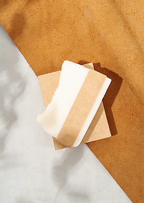 포토 JPG 해외이미지 종이 그림자 사람없음 하이앵글 갈색 종이상자 에코 친환경 비누 천연비누 친환경제품 해외포토 뷰포인트 컬러 상자 위생용품 환경 파일형식 이미지허브