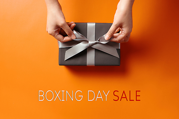 포토 JPG 해외이미지 라이프스타일 손 계절 행복 리본 종이 크리스마스 가방 포장 텍스트 기념 관리 선물 이벤트 사람없음 빨간색 초록색 선물상자 쇼핑 컬러풀 파티 세일 축제 권투 흰색 축하 인사 메시지 구매 오브젝트 만족 주기 패키지 제의 해외포토 잡화 기념일 감정 컬러 컨셉 모션 생활 신체부위 상자 격투기 예절 파일형식 이미지허브