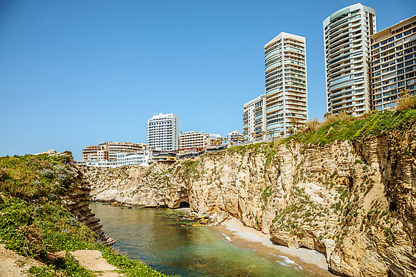 포토 JPG 해외이미지 도로 모래 바다 여행 건축양식 거리 파노라마 풍경 해변 사람없음 야외 건물 물 도시풍경 항구 고층빌딩 산책로 도시 만 도심 중앙 망토 지중해 상업 동쪽 개발 아랍어 해외포토 자연요소 건축물 건축 길 교통시설 촬영기법 빌딩 방향 파일형식 이미지허브