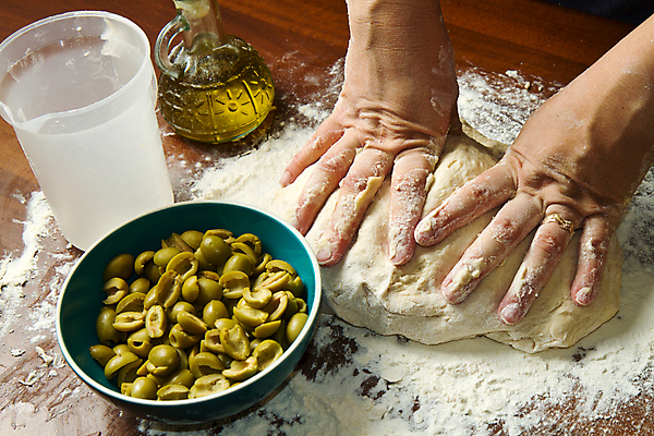 포토 JPG 해외이미지 식물 유럽 음식 재료 탁자 건강 옥수수 요리 씨앗 사람없음 목재 갈색 노란색 주방 식사 빵집 껍질 흰색 신선 원형 맛 아침식사 기름 낟알 시리얼 밀 다발 굽기 먹기 준비 올리브 귀 밀가루 덩어리 번 이스트 페스츄리 핸드메이드 호밀 맛있는 해외포토 도형 나무 열매 나라 빵 컬러 가구 컨셉 모션 곡류 신체부위 상점 가루 구이 파일형식 이미지허브