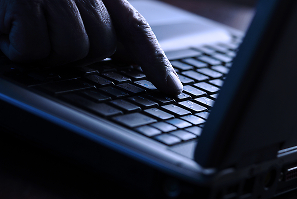 포토 JPG 해외이미지 직업 손 알파벳 인터넷 비즈니스 통신 손가락 열쇠 사람 사람없음 노트북 컴퓨터 사무실 공책 자료 장비 터치 엄지손가락 타이핑 키보드 업무 작업 네트워크 연결 손톱 상업 바쁨 전자 키패드 효율 해외포토 영어 컨셉 문구용품 신체부위 전자제품 파일형식 이미지허브