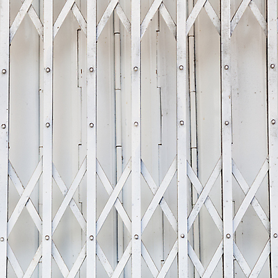 포토 JPG 해외이미지 디자인 벽 백그라운드 패턴 건축양식 사람없음 건물 장식 파란색 문 금속 흰색 도시 철 묘사 질감 대문 그런지 옛날 철강 해외포토 건축물 건축 컬러 무늬 재질 파일형식 이미지허브