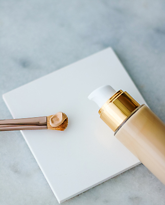 포토 JPG 해외이미지 종이 사람없음 화장품 메이크업브러쉬 비비크림 파운데이션 목업 해외포토 뷰티 붓 파일형식 이미지허브