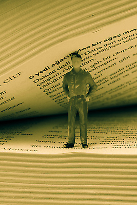 포토 JPG 해외이미지 실내 근접촬영 사람없음 책 인물미니어처 해외포토 뷰포인트 내부 미니어처 파일형식 이미지허브