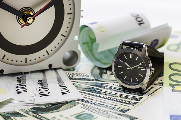 포토 JPG 해외이미지 컨셉 돈 비즈니스 미래 설계 경고 사람없음 초록색 금융 달러 거래 저축 유로 자명종 흰색 시간 시장 재산 심볼 손목시계 사인 투자 다이얼 승진 타이머 빚 경영 계좌 마감 보너스 분 조언 초시계 카운트다운 해외포토 시계 컬러 장신구 경제 알람 파일형식 이미지허브