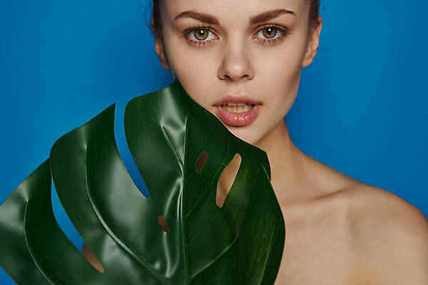 포토 JPG 해외이미지 백인 모델 여자 행복 얼굴 분홍색 백그라운드 신체 건강 가면 한명 미소 성인 치료 초록색 파란색 수건 뷰티 노란색 머리 스파 목욕 화장품 흰색 신선 피부 크림 피부관리 내추럴 고립 돌봄 완벽 신청 해외포토 서양인 1 감정 컬러 컨셉 의학 모션 표정 사람 신체부위 위생용품 청결 파일형식 이미지허브