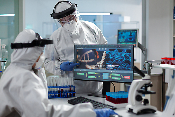 포토 JPG 해외이미지 응시 여자 남자 과학 실내 현미경 실험기구 실험 마스크 상반신 성인 두명 앞모습 옆모습 모니터 실험복 실험실 과학자 보안경 연구소 성인만 방호복 해외포토 직업 시선 옷 뷰포인트 사람 내부 컴퓨터 가운 안전장비 학자 파일형식 이미지허브