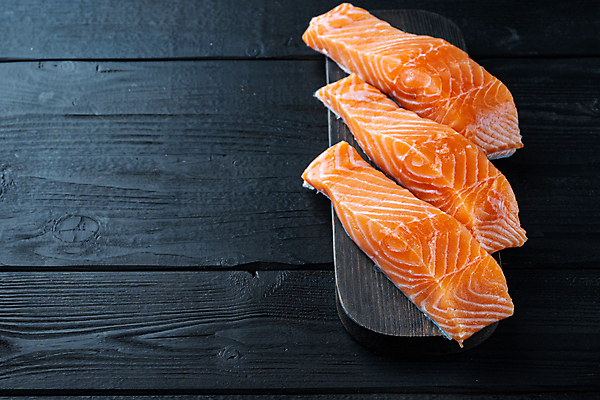 포토 JPG 해외이미지 재료 사람없음 신선 해산물 연어 나무배경 해외포토 백그라운드 어류 파일형식 이미지허브