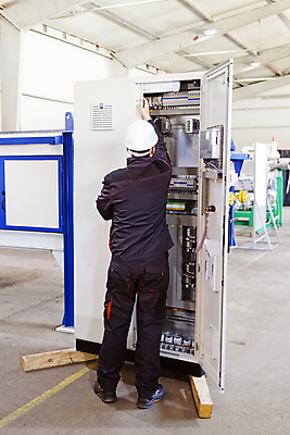 포토 JPG 해외이미지 디자인 산업 비즈니스 노동자 사람없음 글로벌 금속 기계 공연 공구 업무 판넬 네트워크 고급 유연 철 속도 엔진 공학 방법 보유 운영자 제어 철강 해외포토 직업 교육 컨셉 재질 이벤트 도구 작업 파일형식 이미지허브