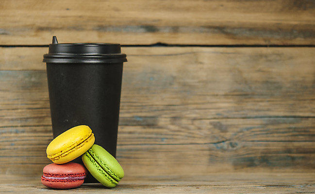 포토 JPG 해외이미지 디저트 실내 사람없음 쌓기 달콤 마카롱 텀블러 나무배경 해외포토 음식 백그라운드 모션 내부 컵 맛 파일형식 이미지허브