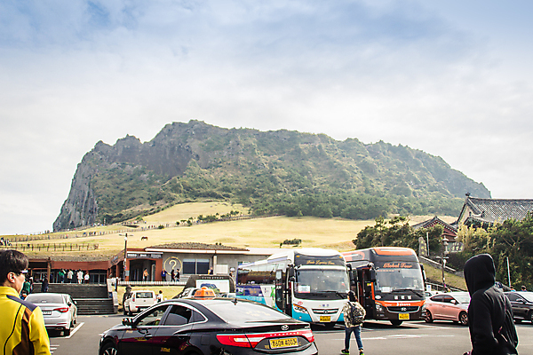 포토 JPG 해외이미지 구름 아시아 파도 바다 섬 여행 밭 자연 하늘 아침 휴가 산 주택 서울 한국 풍경 경사 해변 사람없음 야외 가로 초록색 물 여름 파란색 세계 햇빛 여행객 평화 검은색 하이킹 도시 만 재산 땅 순수 언덕 화산 원뿔 남쪽 내추럴 절정 수평선 해외포토 주간 자연요소 도형 계절 나라 컬러 컨셉 농업 레저 사람 건물 금융 태양 방향 생태계 파일형식 이미지허브