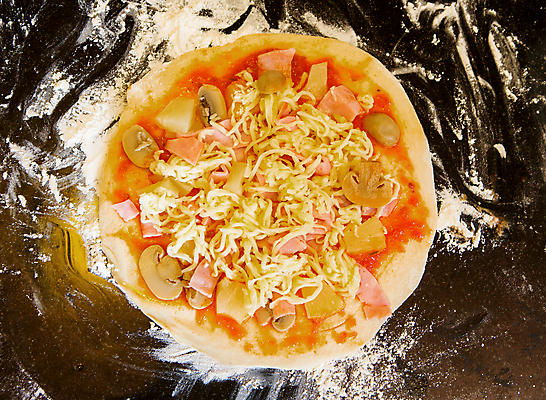 포토 JPG 해외이미지 백인 손 남자 행복 어린이 음식 빵 토마토 채소 교실 치즈 피자 요리 사람 사람없음 주방 식당 요리사 식사 이탈리아 껍질 흰색 아기 업무 작음 준비 반죽 만들기 주인 얇은 제빵사 페스츄리 피자집 맛있는 해외포토 서양인 직업 교육 감정 유럽 컬러 학교 모션 유제품 패스트푸드 서양음식 신체부위 상점 작업 크기 파일형식 이미지허브