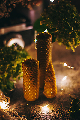 포토 JPG 해외이미지 전통 계절 백그라운드 크리스마스 오렌지 촛불 자연 탁자 불 따뜻함 사람없음 장식 초록색 빛 뷰티 노란색 낭만 축하 머리빗 그룹 황금 오브젝트 에코 유기농 질감 아로마 롤 수국 꿀 벌집 내추럴 연소 고립 밀랍 바이오 심지 왁스 핸드메이드 해외포토 자연요소 웰빙 기념일 꽃 컬러 가구 컨셉 과일 초 환경 미용용품 생태계 파일형식 이미지허브